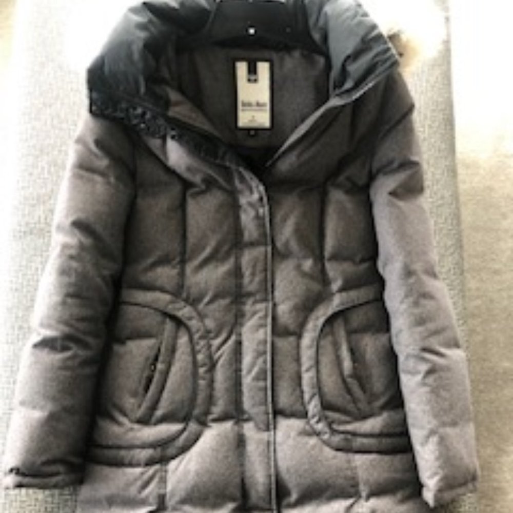 Soia & Kyo Puffer Coat with removable Fur hood size Small grayish